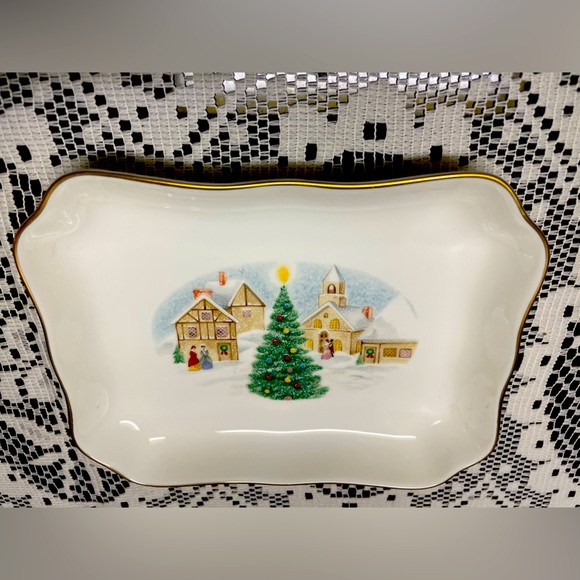 Other - Mikasa bone China Merry Christmas rectangle plate with scalloped gold edges.